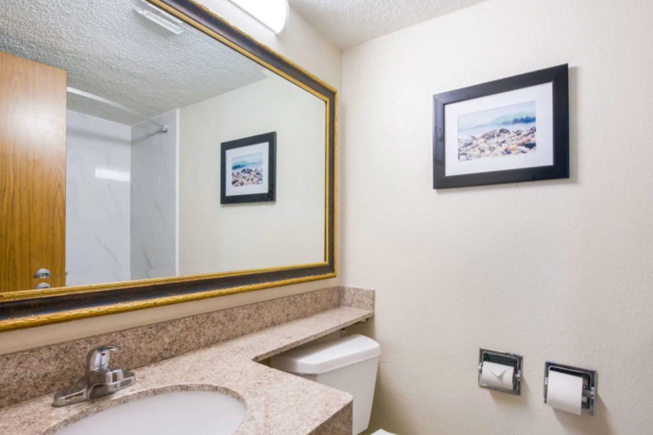 Quality Inn Gastonia Bagian luar foto