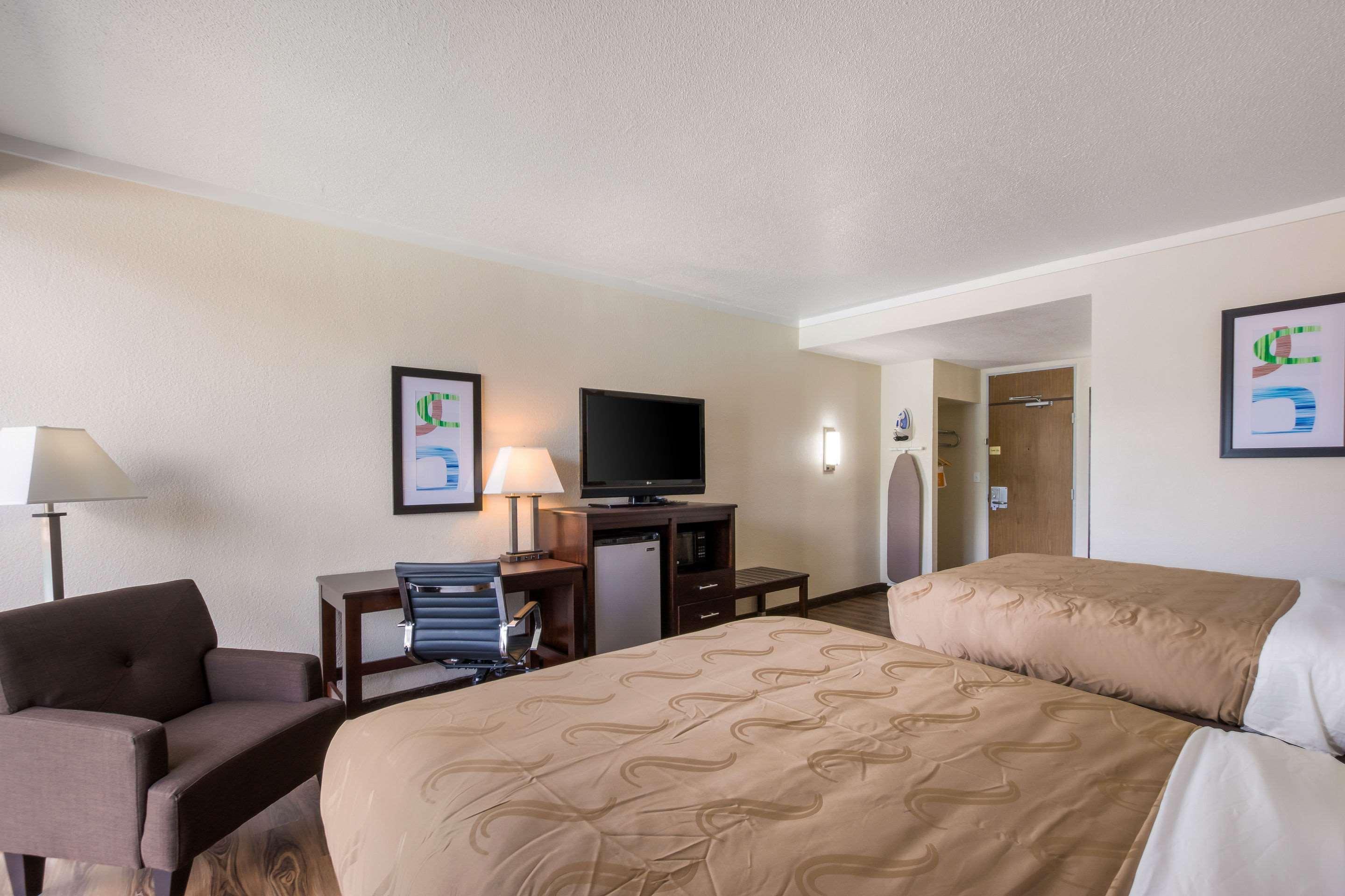 Quality Inn Gastonia Bagian luar foto