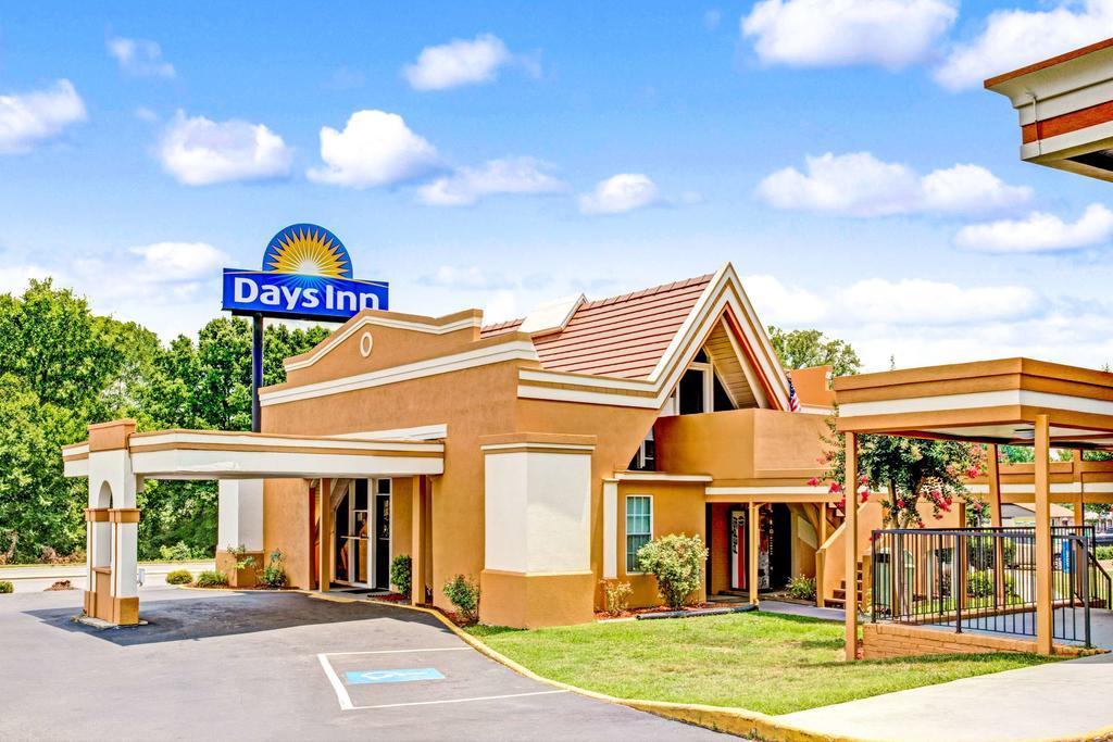 Quality Inn Gastonia Bagian luar foto