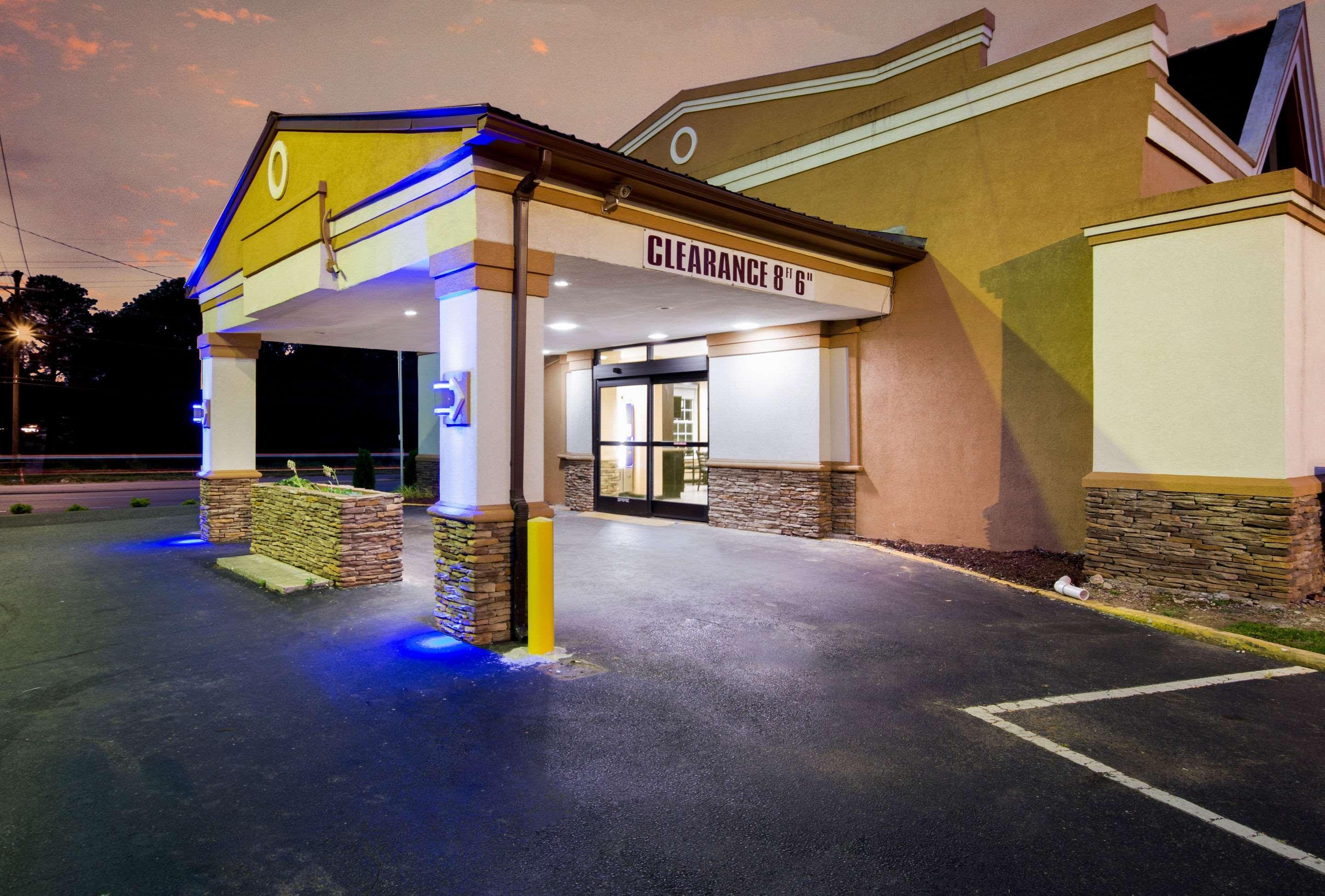 Quality Inn Gastonia Bagian luar foto