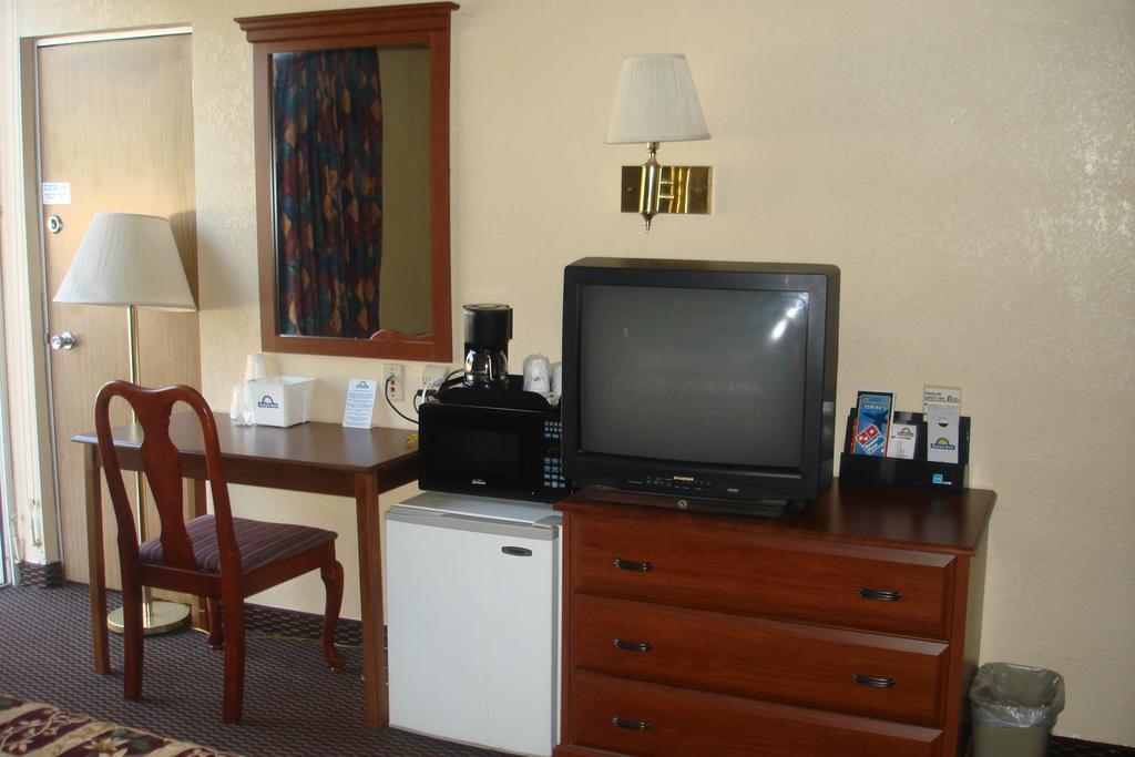 Quality Inn Gastonia Bagian luar foto