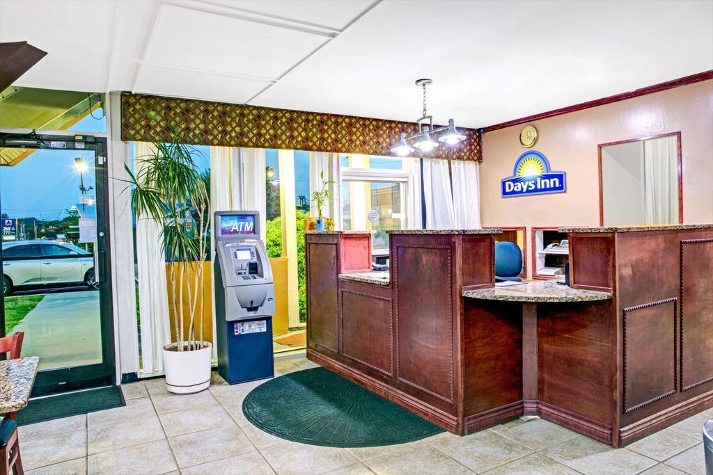 Quality Inn Gastonia Bagian luar foto
