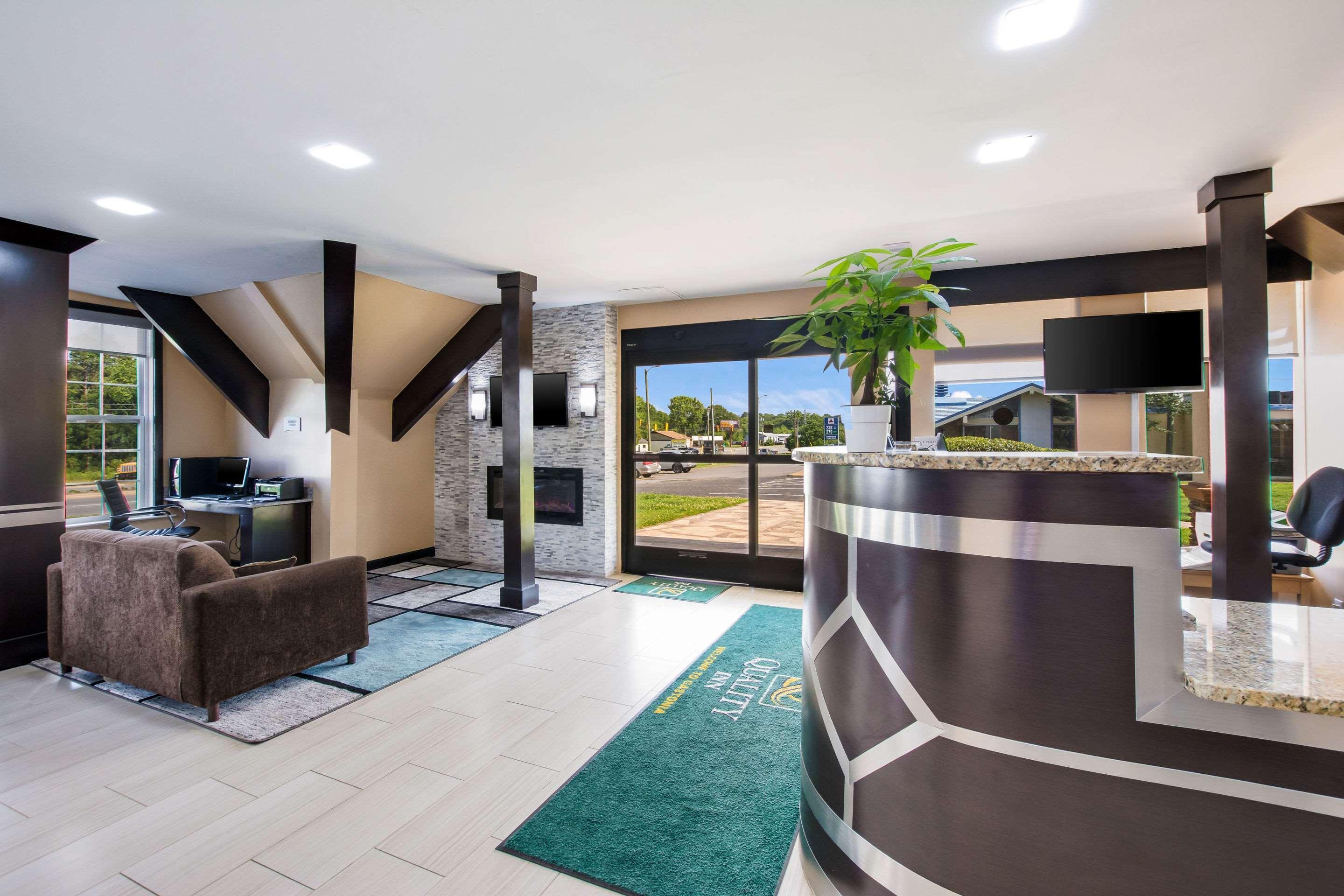 Quality Inn Gastonia Bagian luar foto