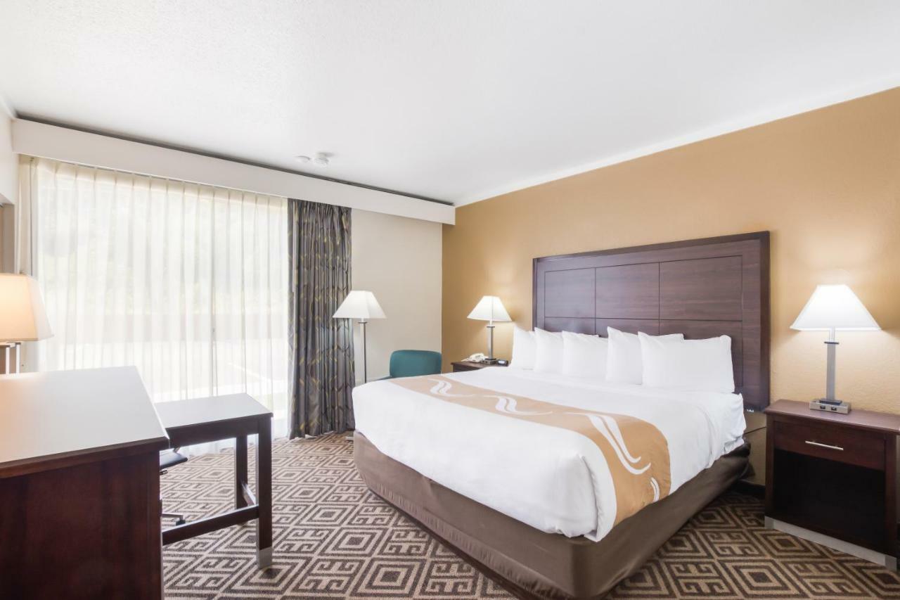 Quality Inn Gastonia Bagian luar foto
