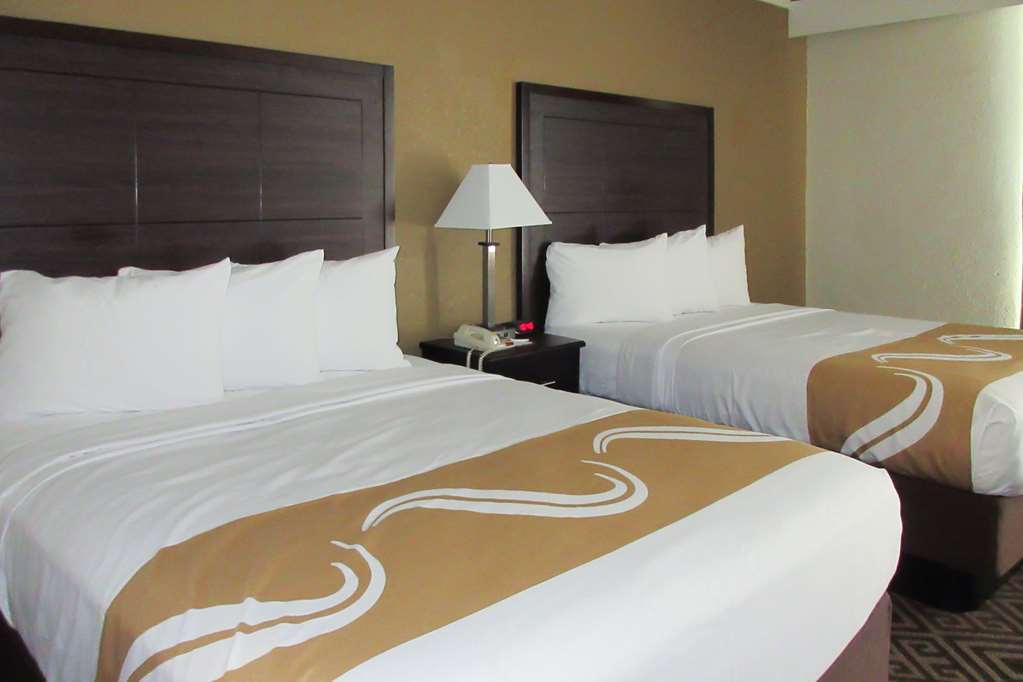 Quality Inn Gastonia Ruang foto