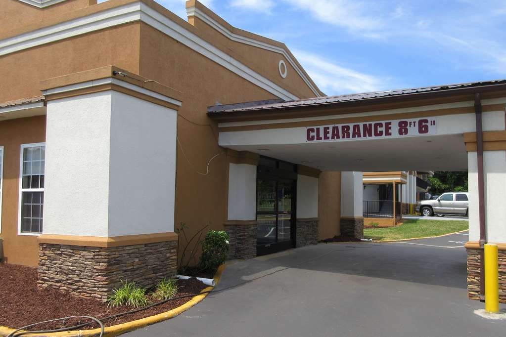 Quality Inn Gastonia Bagian luar foto